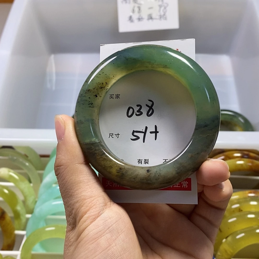 【闪购商品】蛇纹石玉手镯未镶嵌