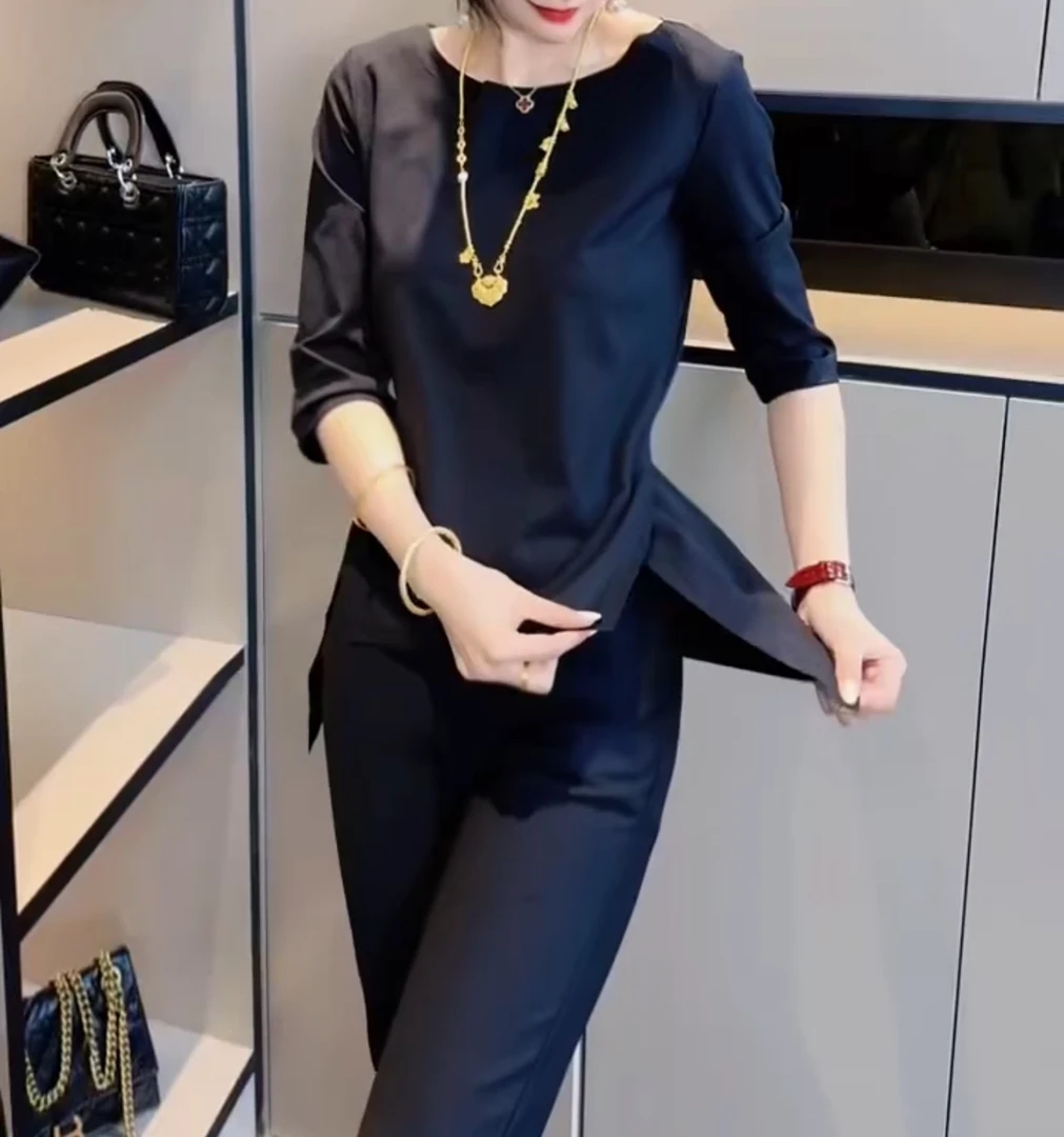 显瘦遮肉开叉五分袖小衫【好物推荐】