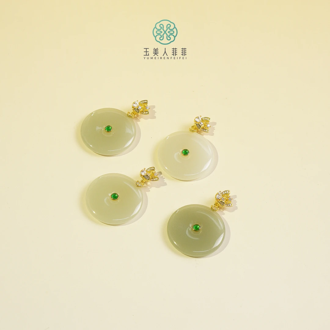 菲菲珠宝好~S925和田玉平安扣吊坠约30mm^多样性发一-赠链