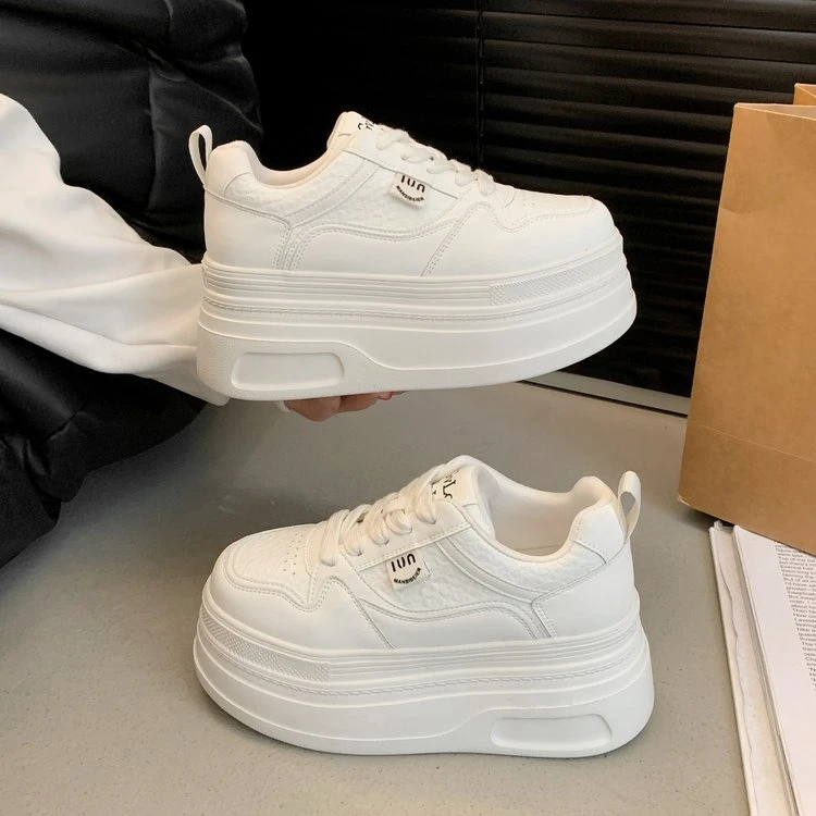 【曼曼】小个子厚底增高真皮小白鞋休闲运动板鞋