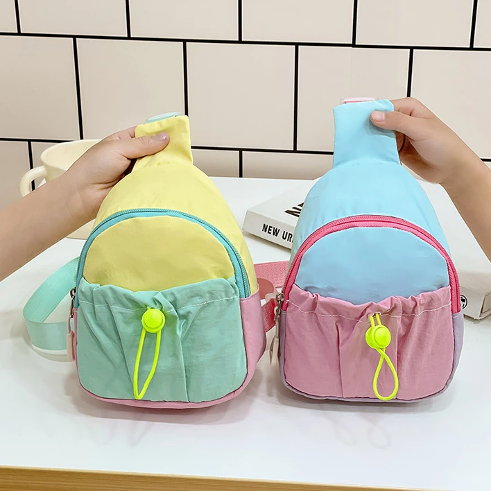儿童胸包2025春夏新款时尚洋气宝宝撞色小挎包男女童出游单肩包TJ