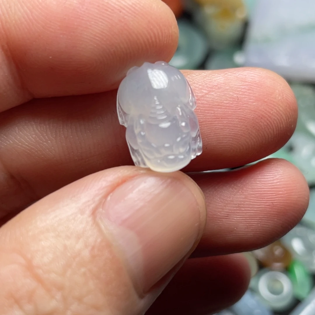 翡翠18K金镶嵌颈饰翡翠