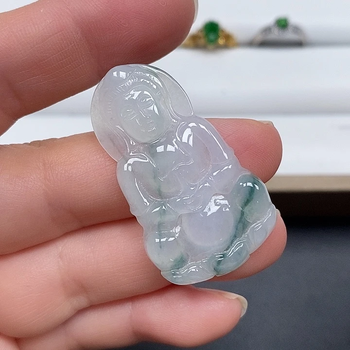 颈饰未镶嵌翡翠观音