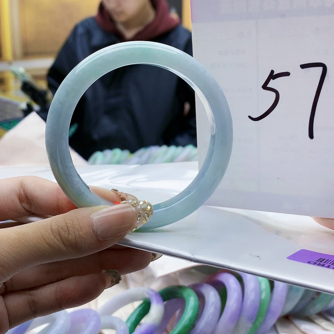 翡翠未镶嵌手镯nnn