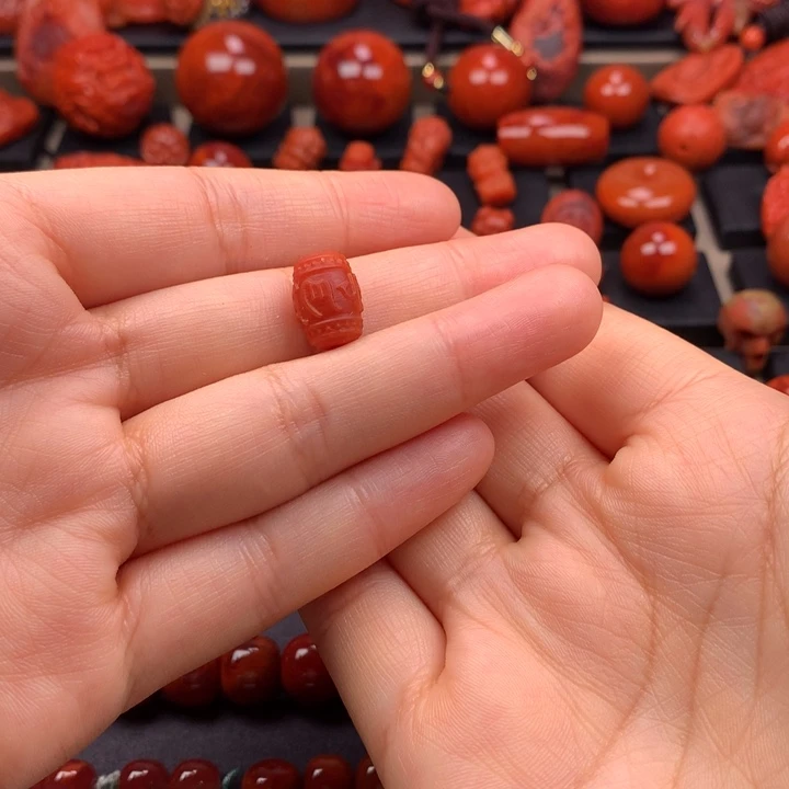南红玛瑙未镶嵌六字真言9.2MM