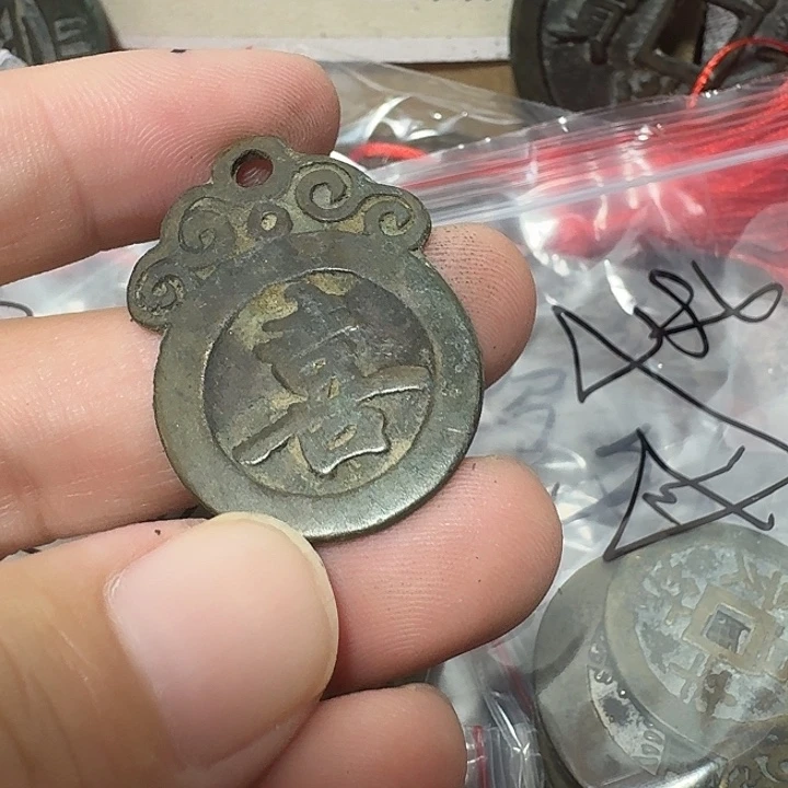 守***河铜现代工艺品花钱