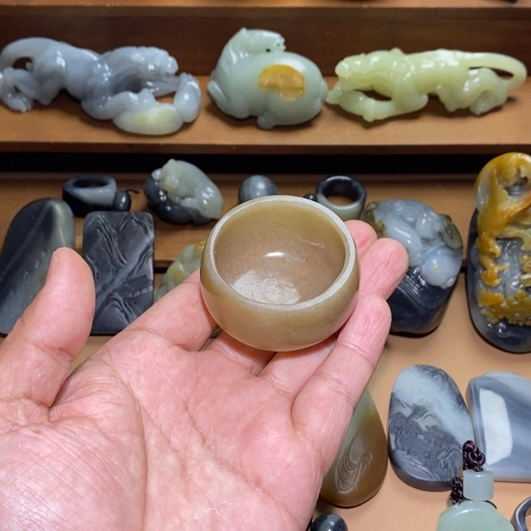 未镶嵌和田玉摆件濠**鱼