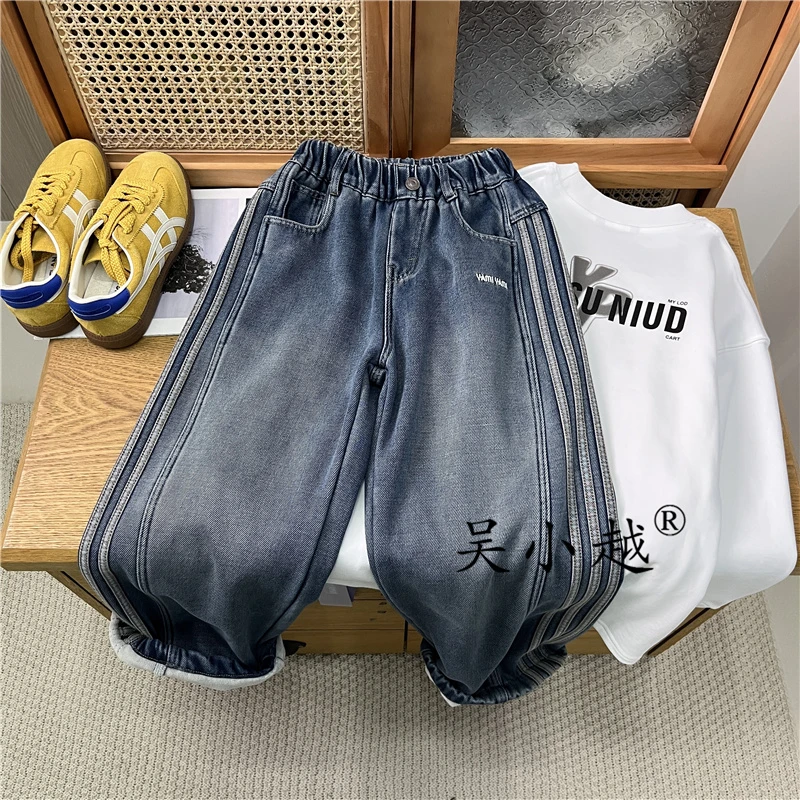 吴小越w1802男童加绒牛仔裤冬款刺绣痞帅男孩冬新款韩版长裤