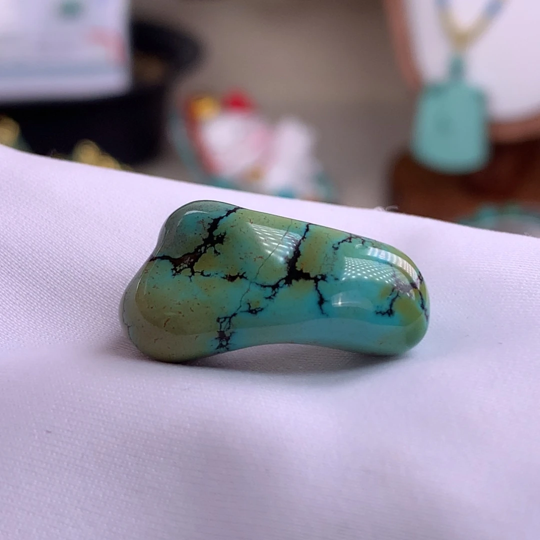 绿松石未镶嵌绿松石26*13