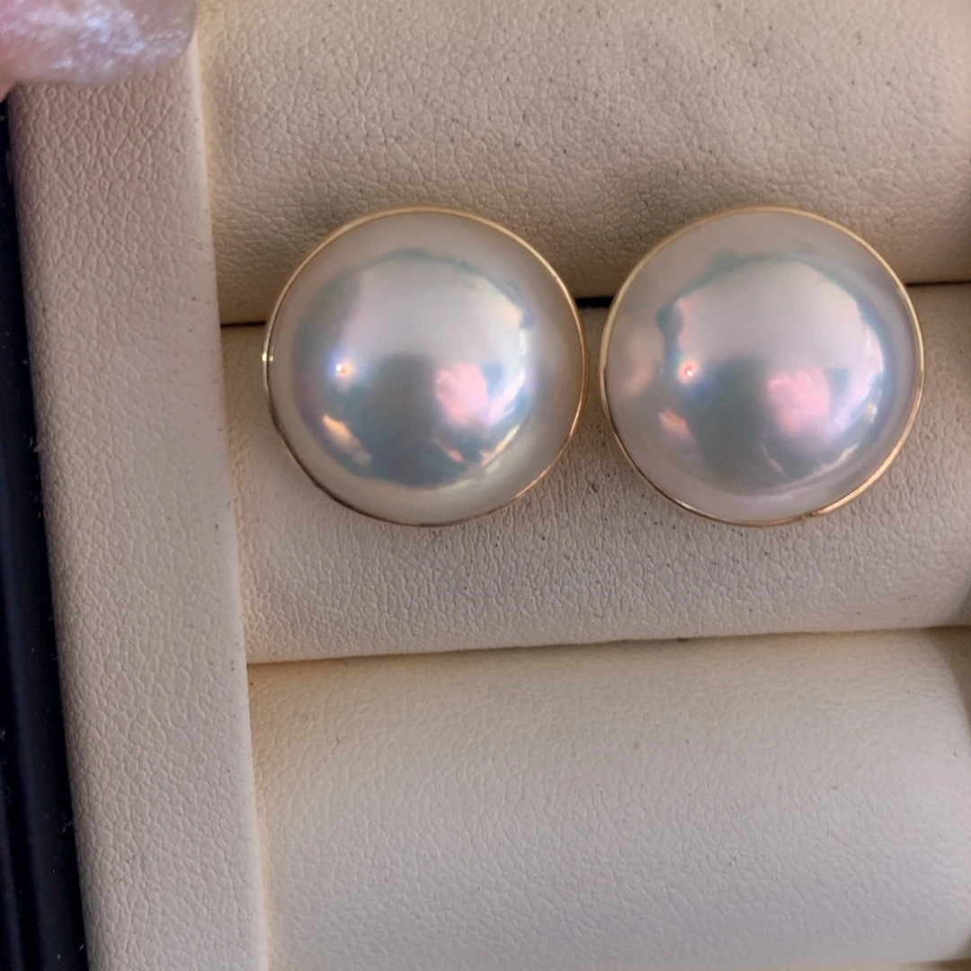 耳饰18K金镶嵌拼合珍珠（马贝珠）