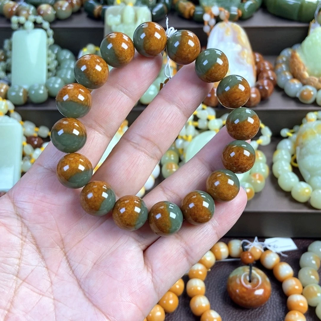 透闪石质玉未镶嵌手串