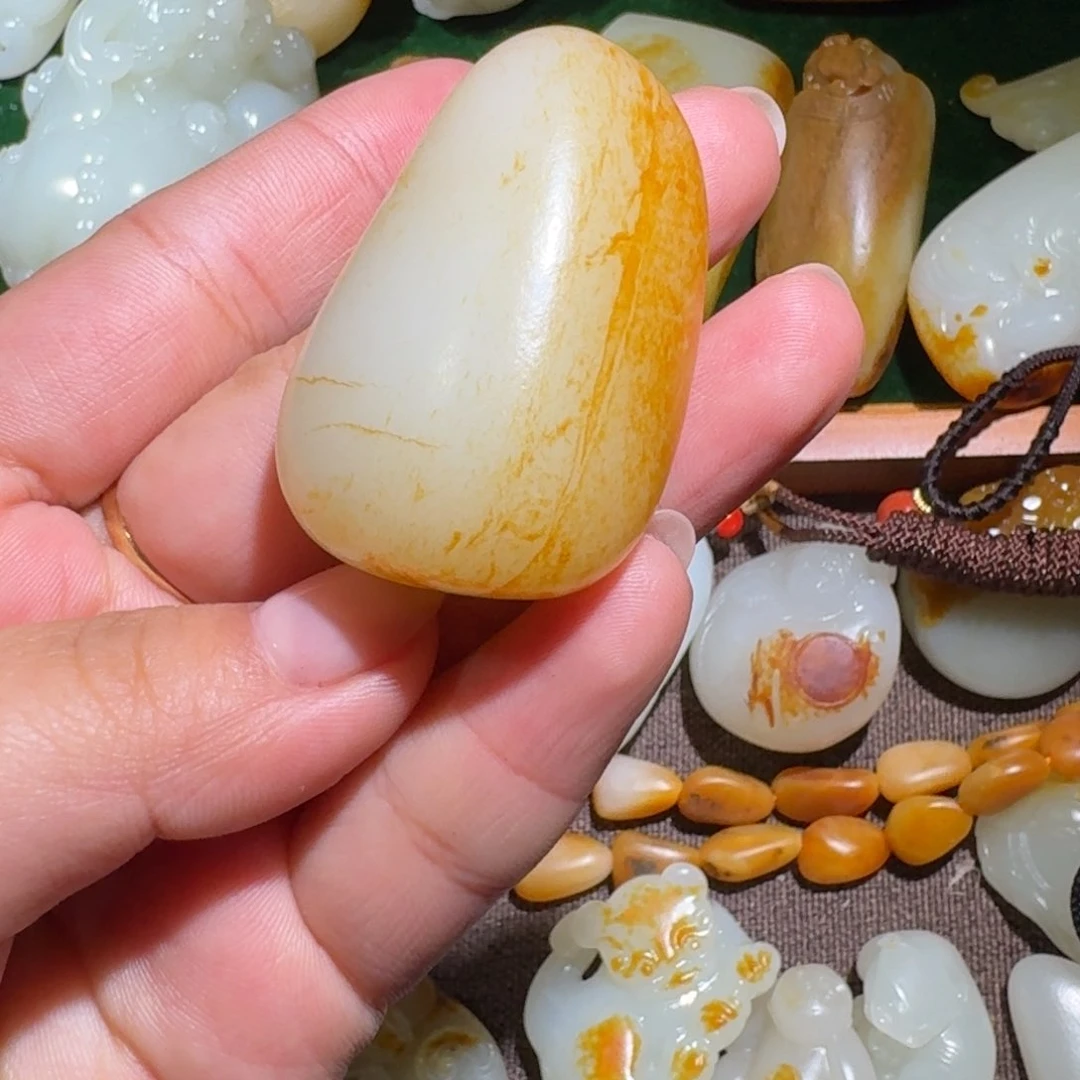 和田玉挂件未镶嵌烟*