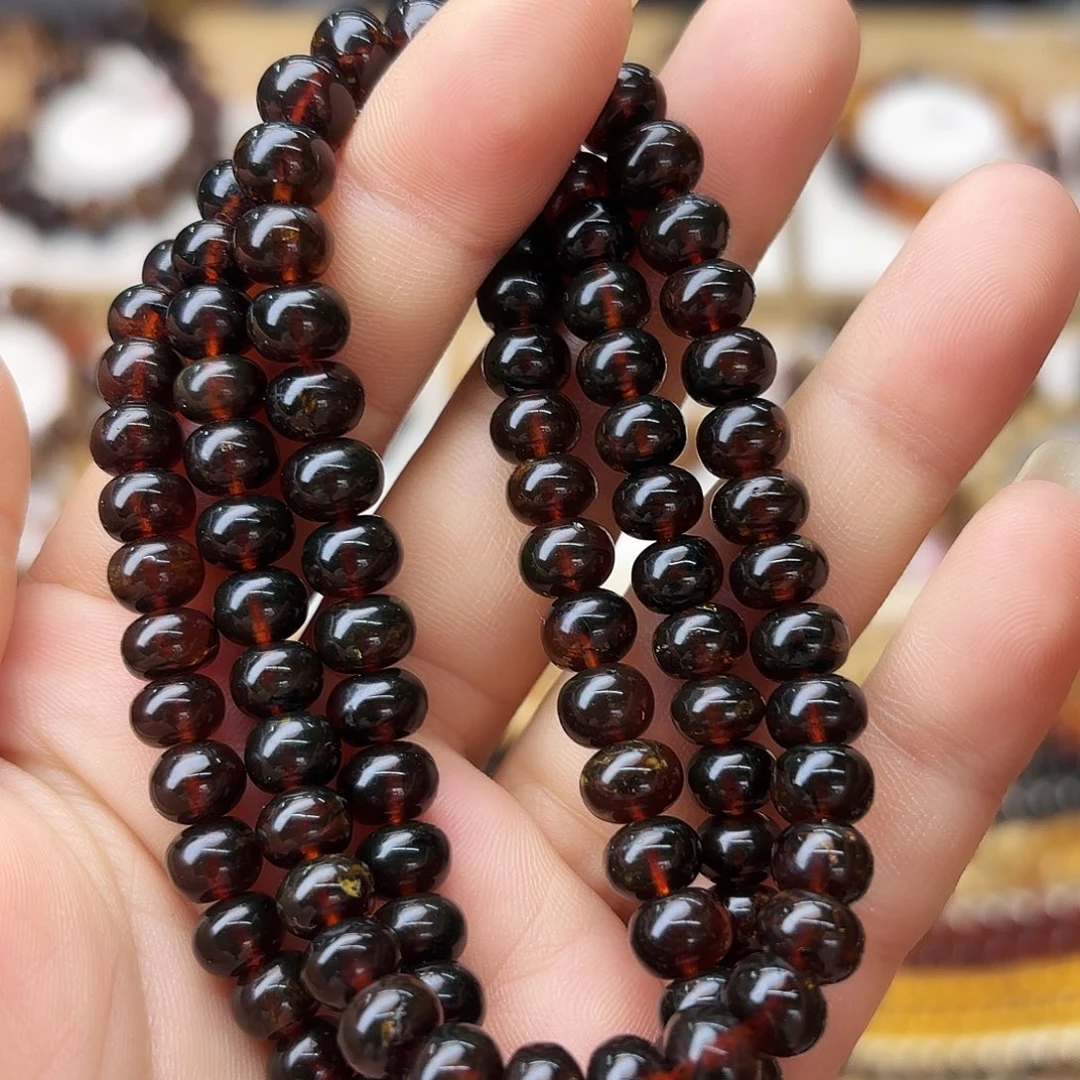 琥珀未镶嵌裸石七