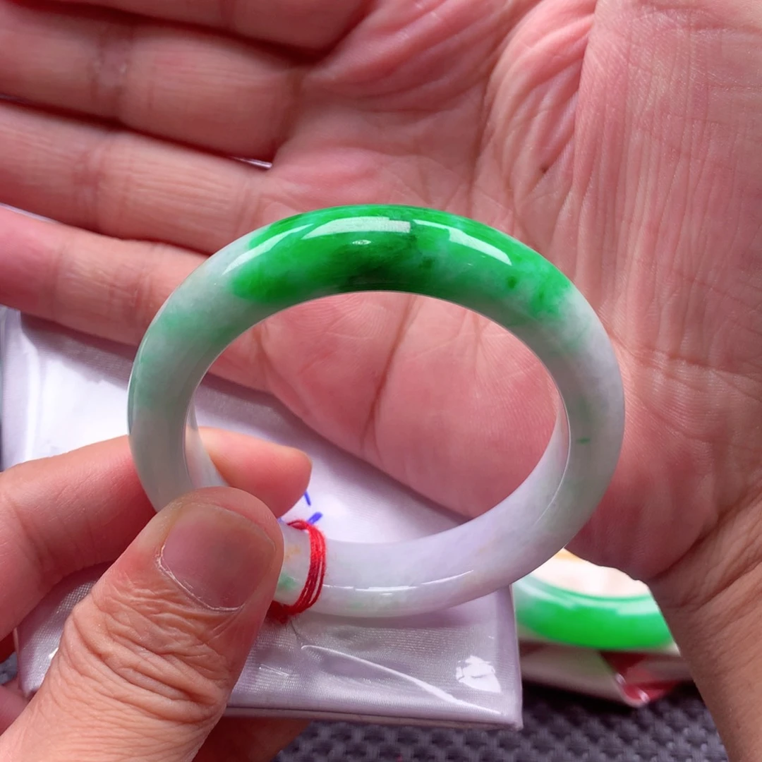 未镶嵌手镯翡翠翡翠