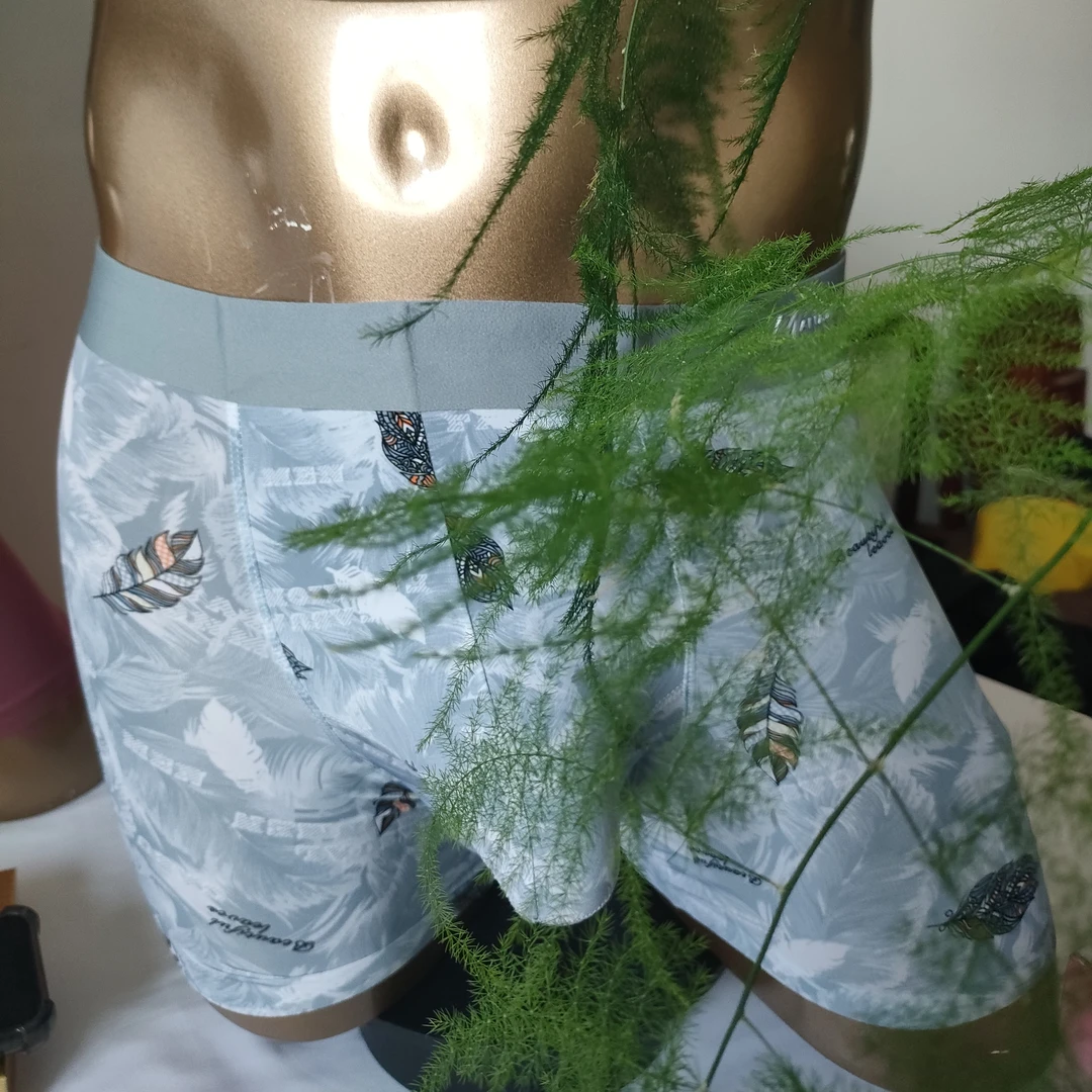 威尔美一室一厅夏凉感冰丝时尚舒适男士平角内裤