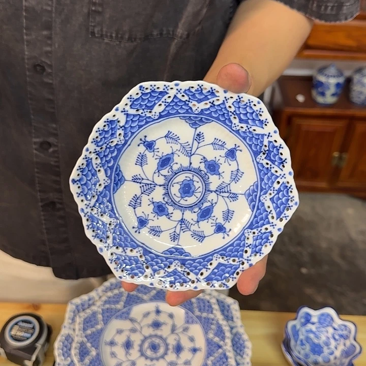 默认微瑕，介意勿拍。