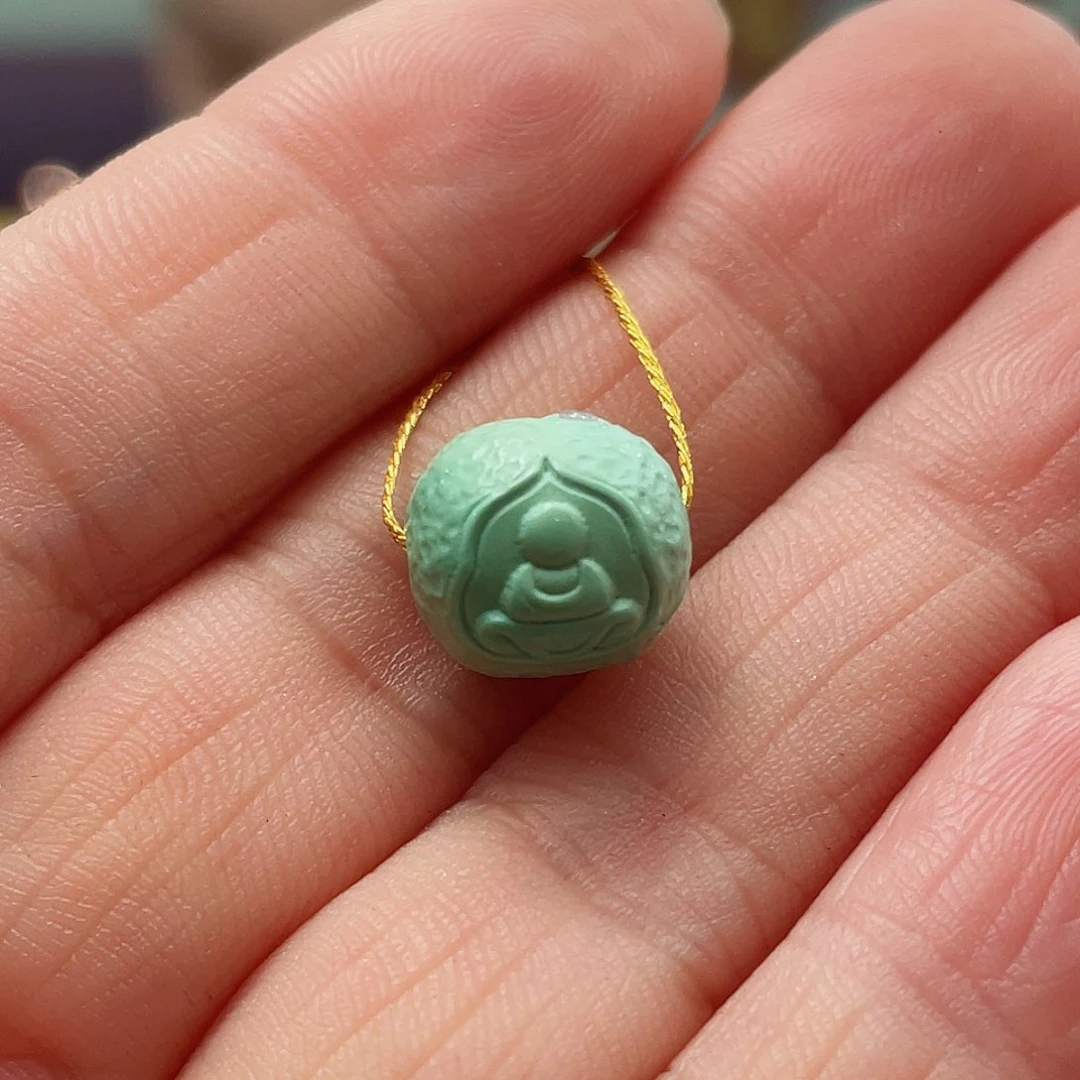 绿松石颈饰未镶嵌