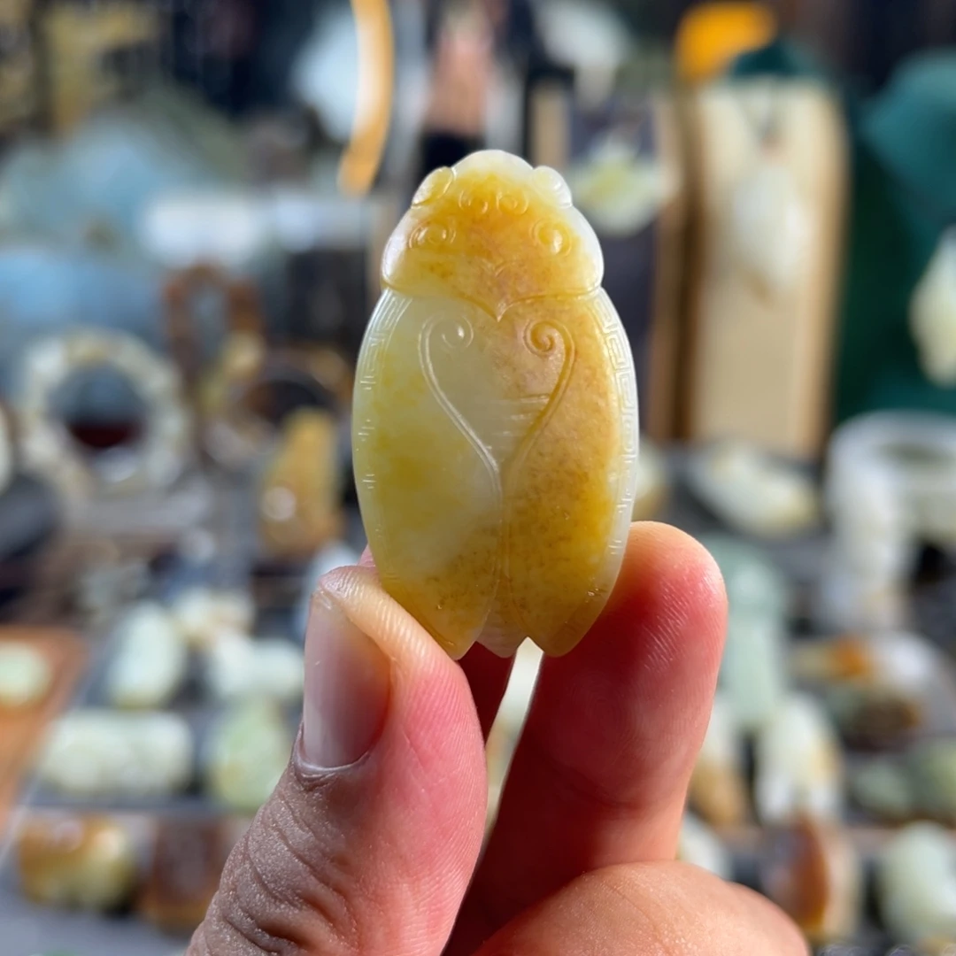 和田玉未镶嵌颈饰真皮真色