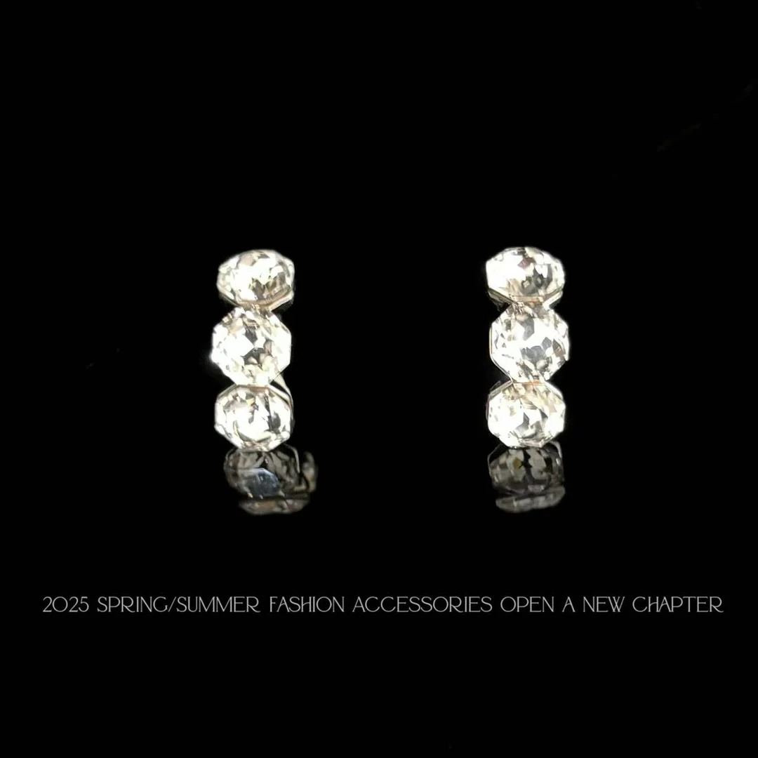 铜合金耳饰 镀K金 2025款C8903【微锆三颗】BOBAOLI 耳钉