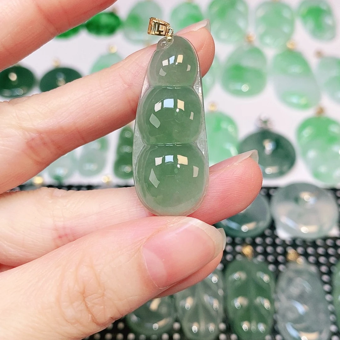 翡翠吊坠(不含链)18K金镶嵌