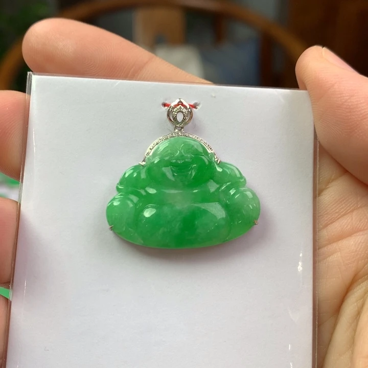 翡翠18K金镶嵌颈饰翡翠吊坠