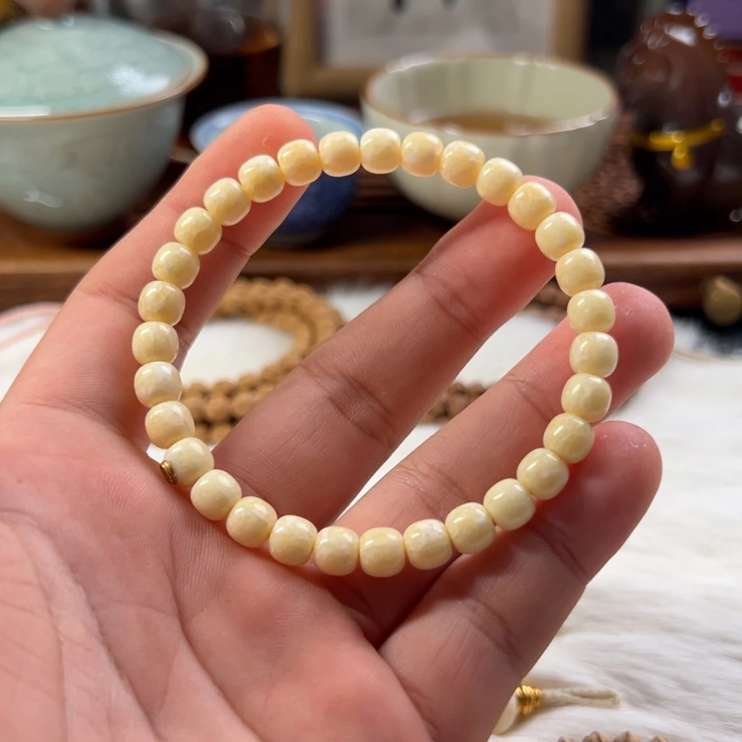 Z***m吊坠柏香籽/百香籽