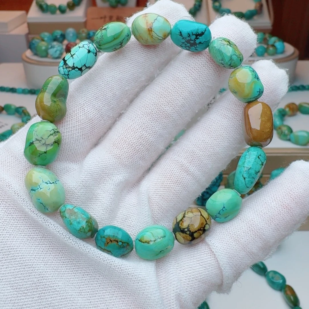 绿松石未镶嵌颈饰