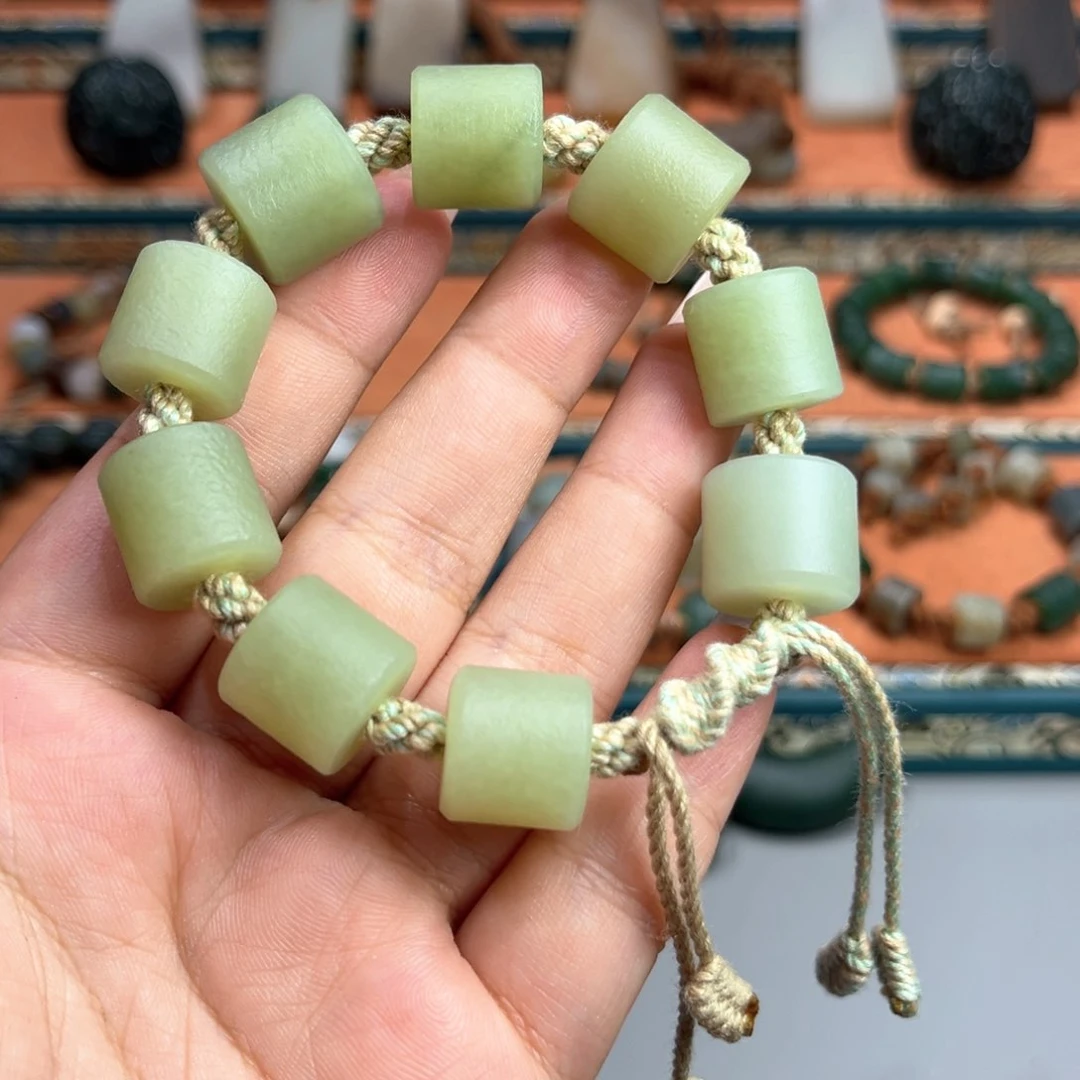 和田玉未镶嵌颈饰寧**遠