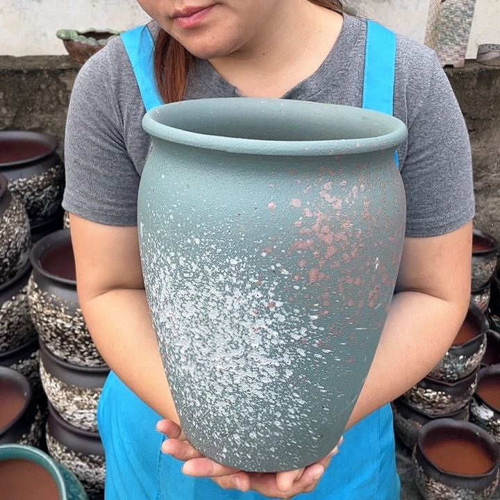 紫砂花盆口20高29瑕疵瑕疵