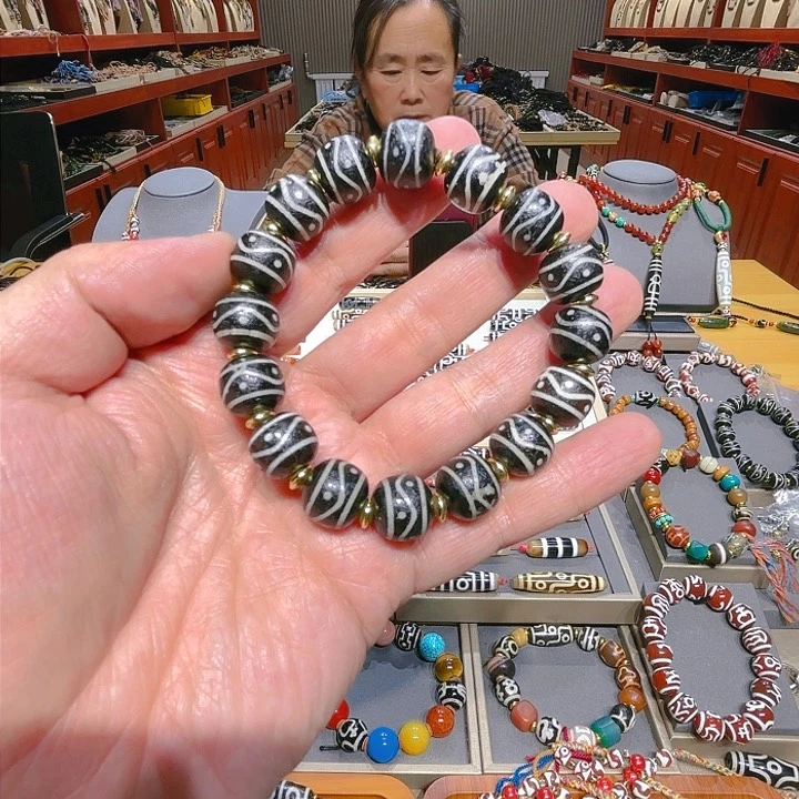 未镶嵌玛瑙/玉髓珠宝奇石