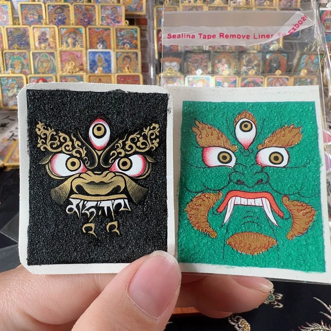 吊坠遨**界双面大黑配绿财唐卡