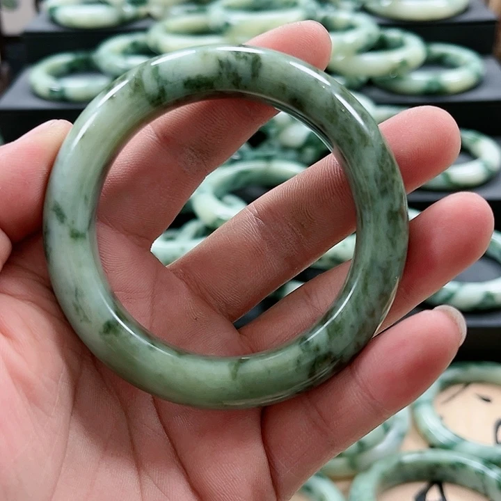 【闪购商品】透闪石-蛇纹石玉手镯银S925镶嵌玫****_