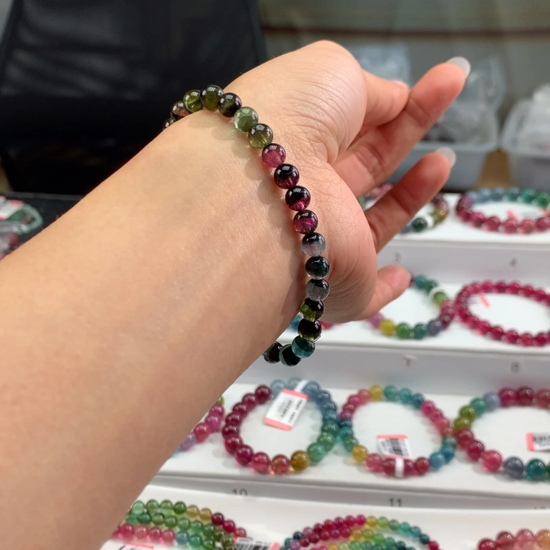 碧玺手链未镶嵌      6mm。