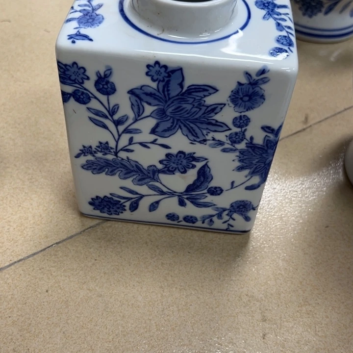 瓷片微瑕陶罐。。。。。。。。？。。？