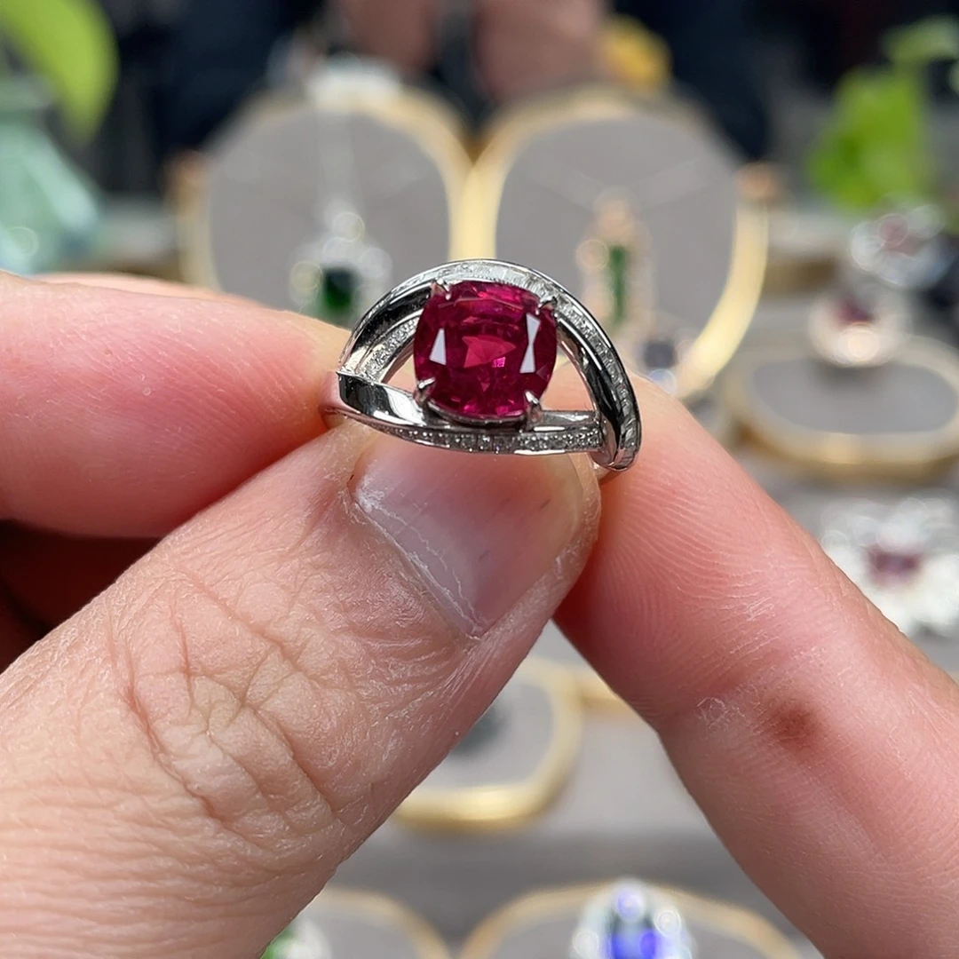 碧玺戒指18K金镶嵌2.9ct