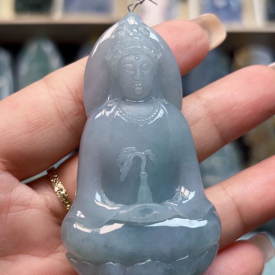 翡翠未镶嵌颈饰素衣观音