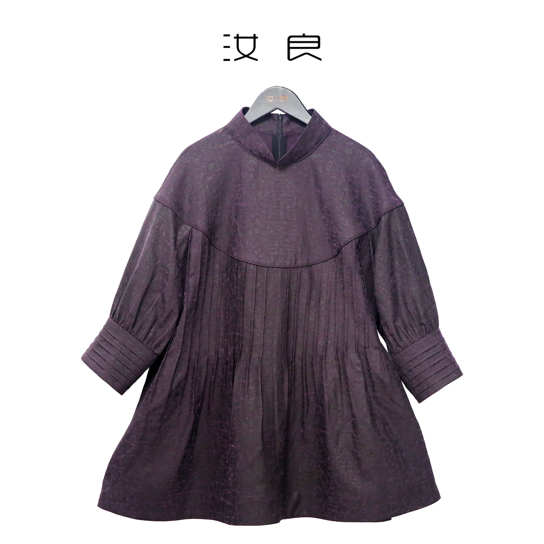 莨纱龟重工系列立领捏褶娃娃款上衣