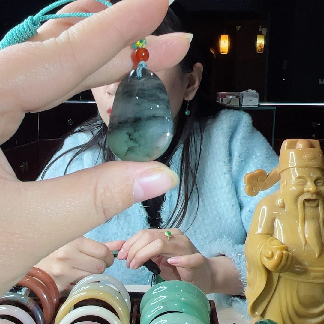 密玉（石英质玉）吊坠未镶嵌