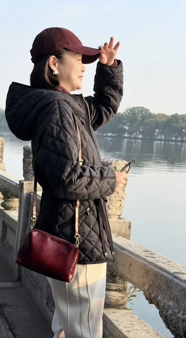 华人杰新款毛呢外套保暖加厚双开拉链冬季百搭中长款连帽外套