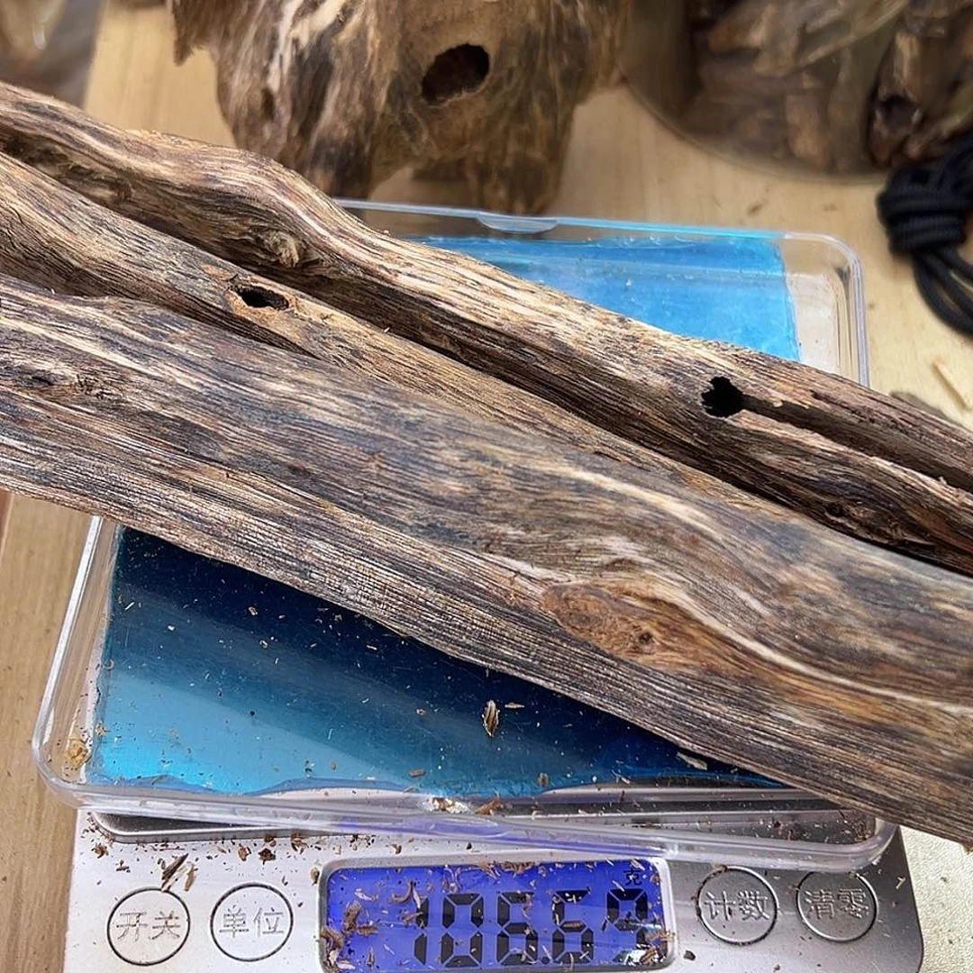 香料绿奇楠虫漏106克乌身