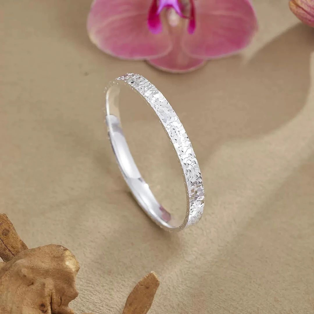 足银银制品 K02 三面碎冰闭口手镯