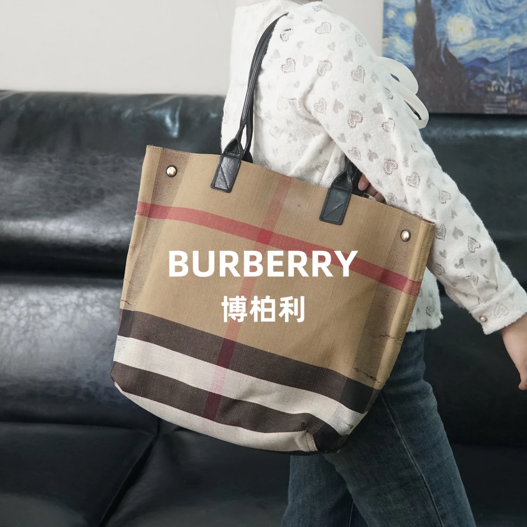 95新 BURBERRY/博柏利  格纹单肩购物袋/SD10117584/7584