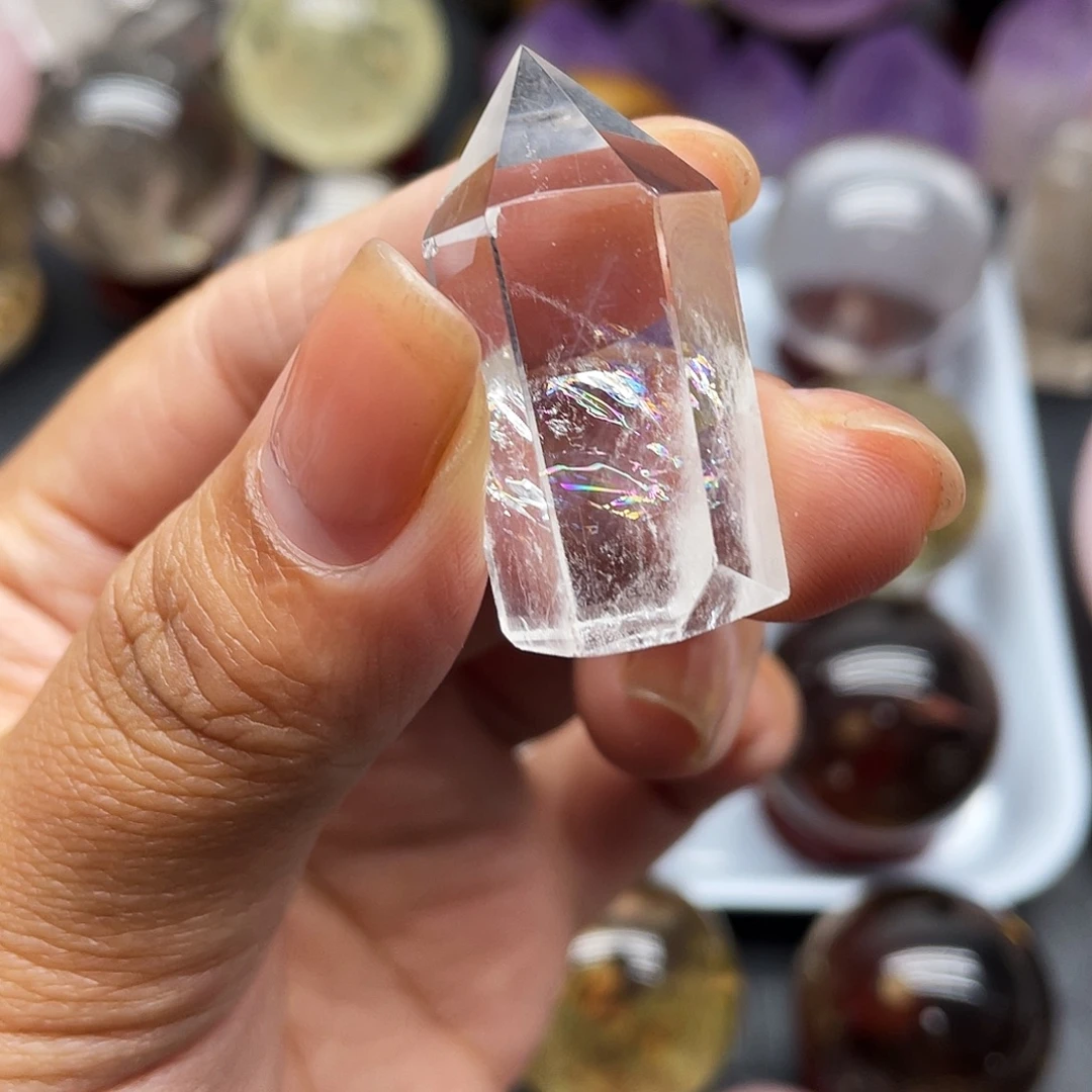 皛***妮水晶未镶嵌珠宝半成品46