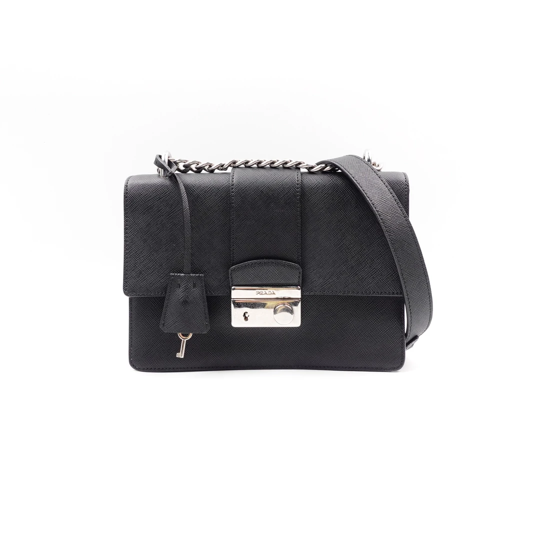 95新 Prada/普拉达 黑银单肩斜挎包T10155933