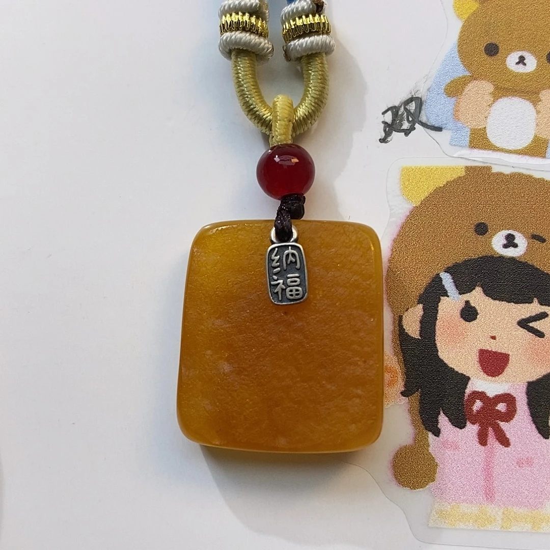 未镶嵌琥珀珠宝奇石