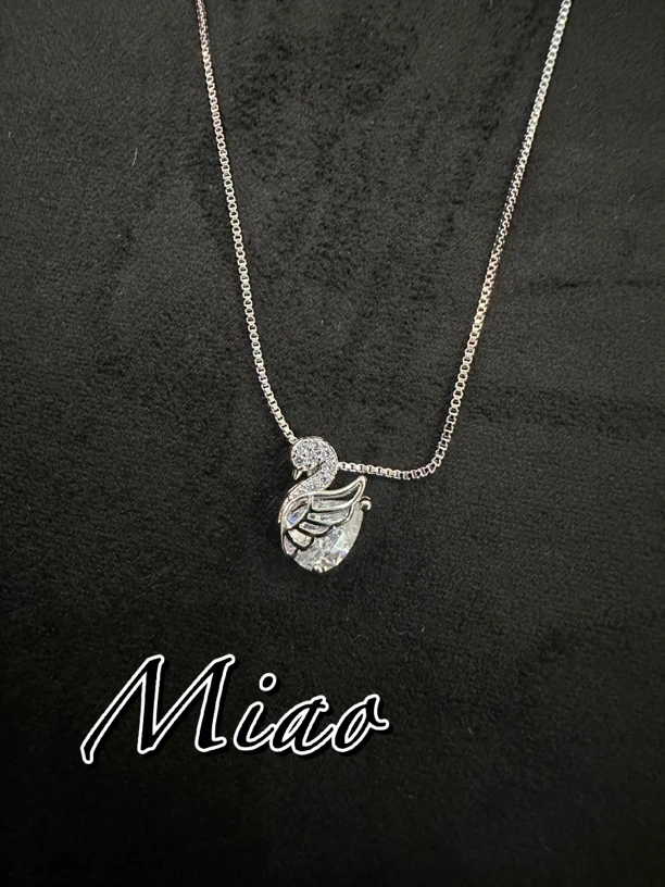 铜合金项链 小天鹅项链爆款时尚高颜值设计轻奢小众个性百搭饰品