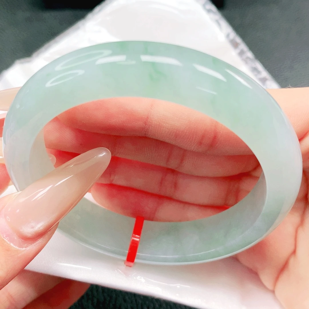 翡翠未镶嵌手镯57