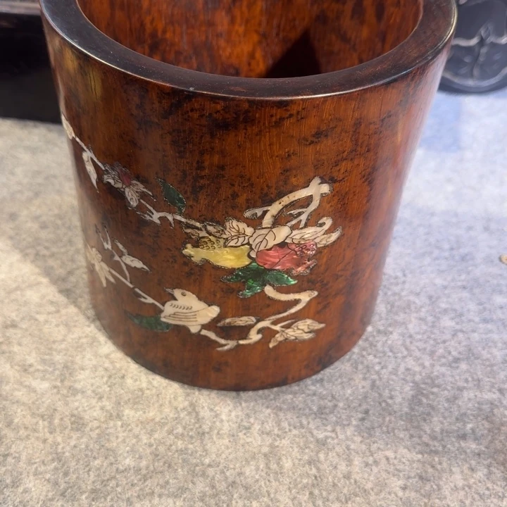 贡木笔筒呃呃呃呃呃呃呃