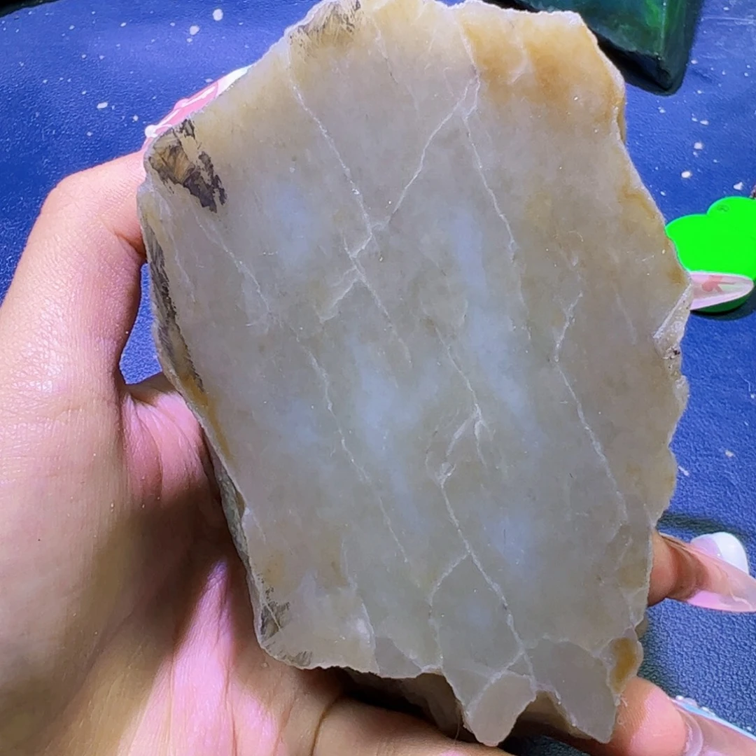 未镶嵌和田玉（糖玉）珠宝半成品