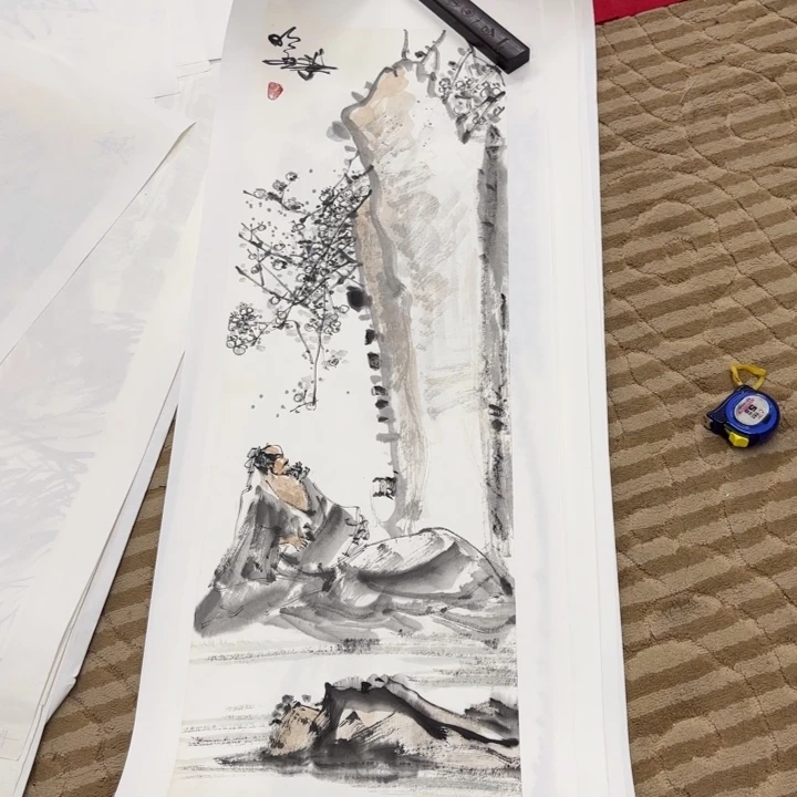 国画花鸟等图案为一体而